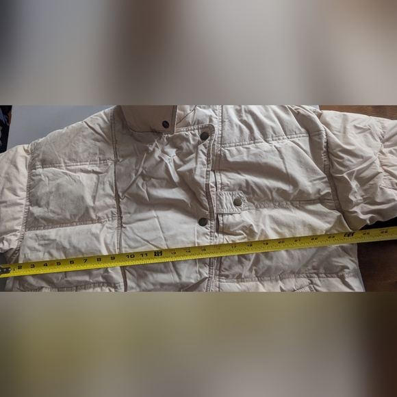 Richards & Jones Beige Puffer Jacket - Very Warm! Size S (Runs Larger). Vintage. - Picture 15 of 15